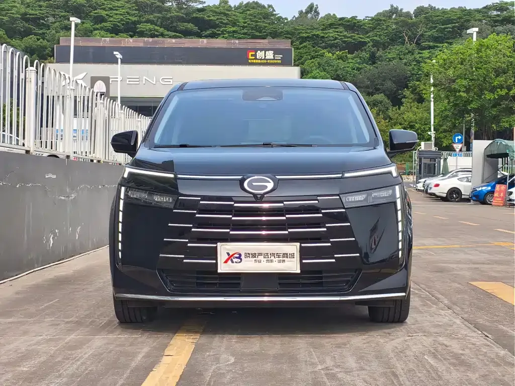 GAC Motor Trumpchi E8 — фото 9