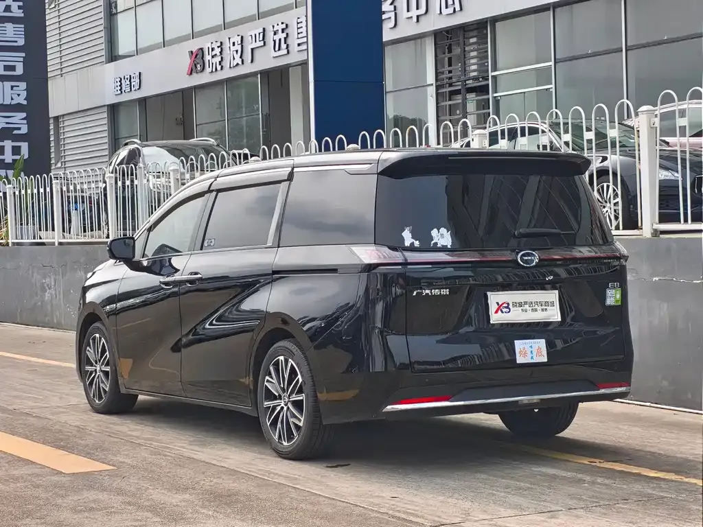GAC Motor Trumpchi E8 — фото 8
