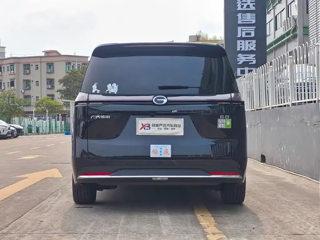 GAC Motor Trumpchi E8 — фото 2