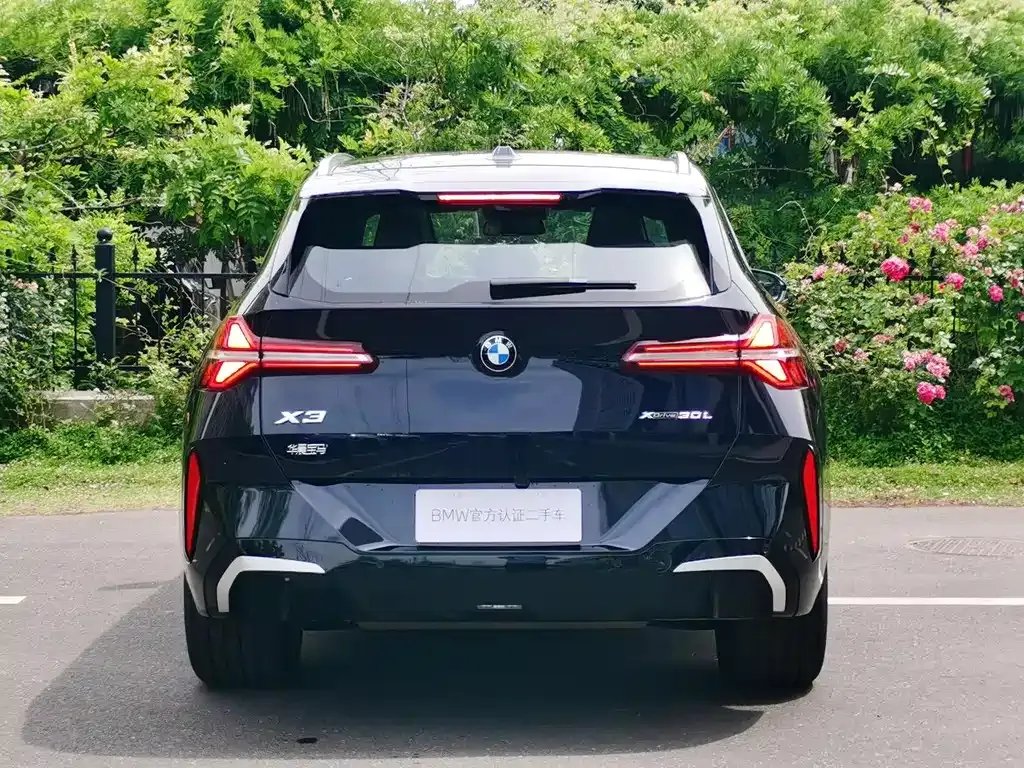 BMW X3 — фото 10