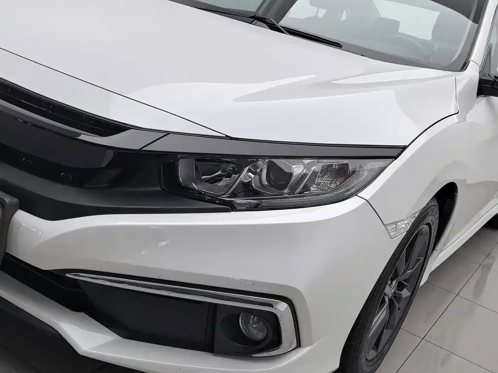 Honda Civic — фото 3