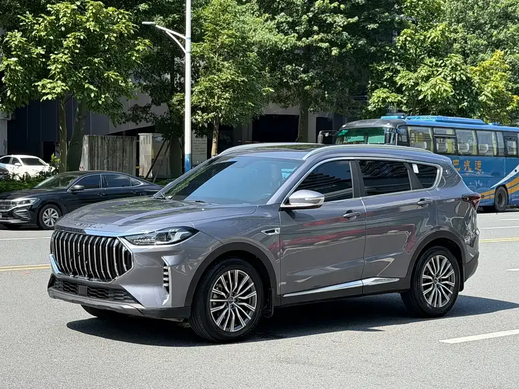 Jetour X70 PLUS — фото 1