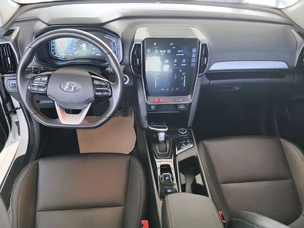 Hyundai ix35 — фото 10