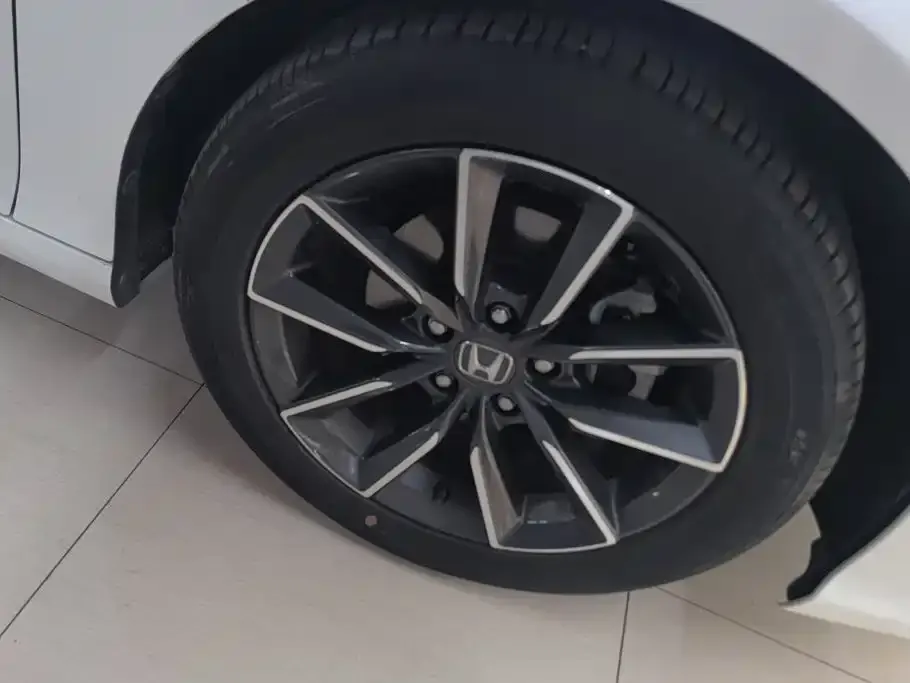 Honda Inspire — фото 10