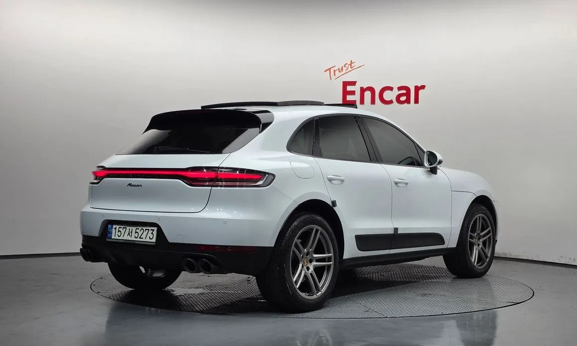 Porsche Macan — фото 5