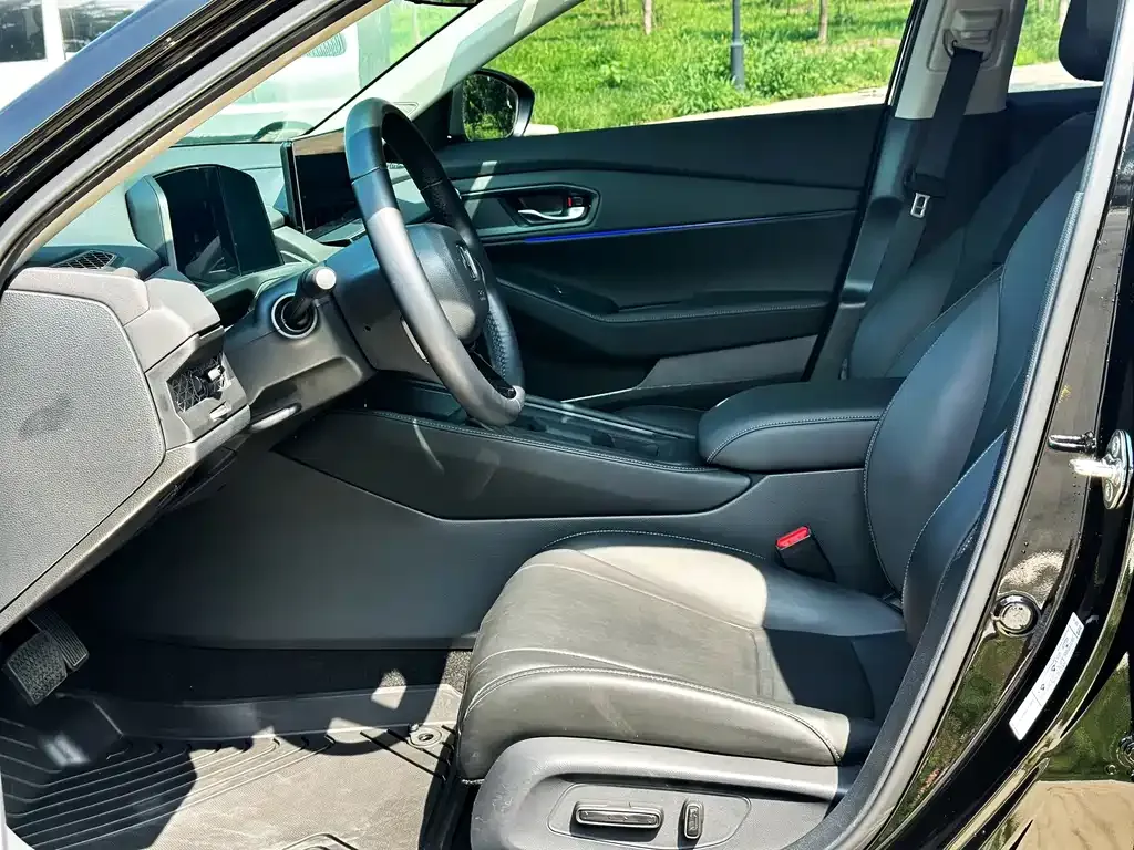 Honda Accord — фото 9
