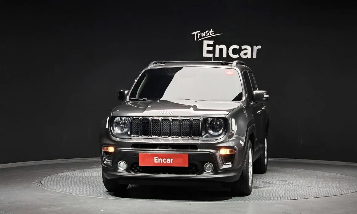 Jeep Renegade — фото 2