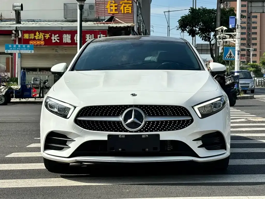 Mercedes-Benz A-Class — фото 10