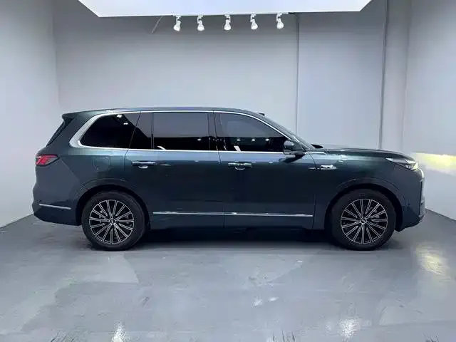 Geely Galaxy M9 — фото 2
