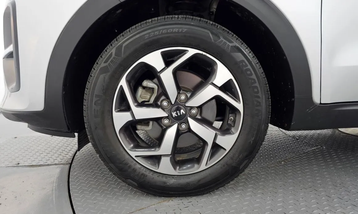 Kia Sportage — фото 7