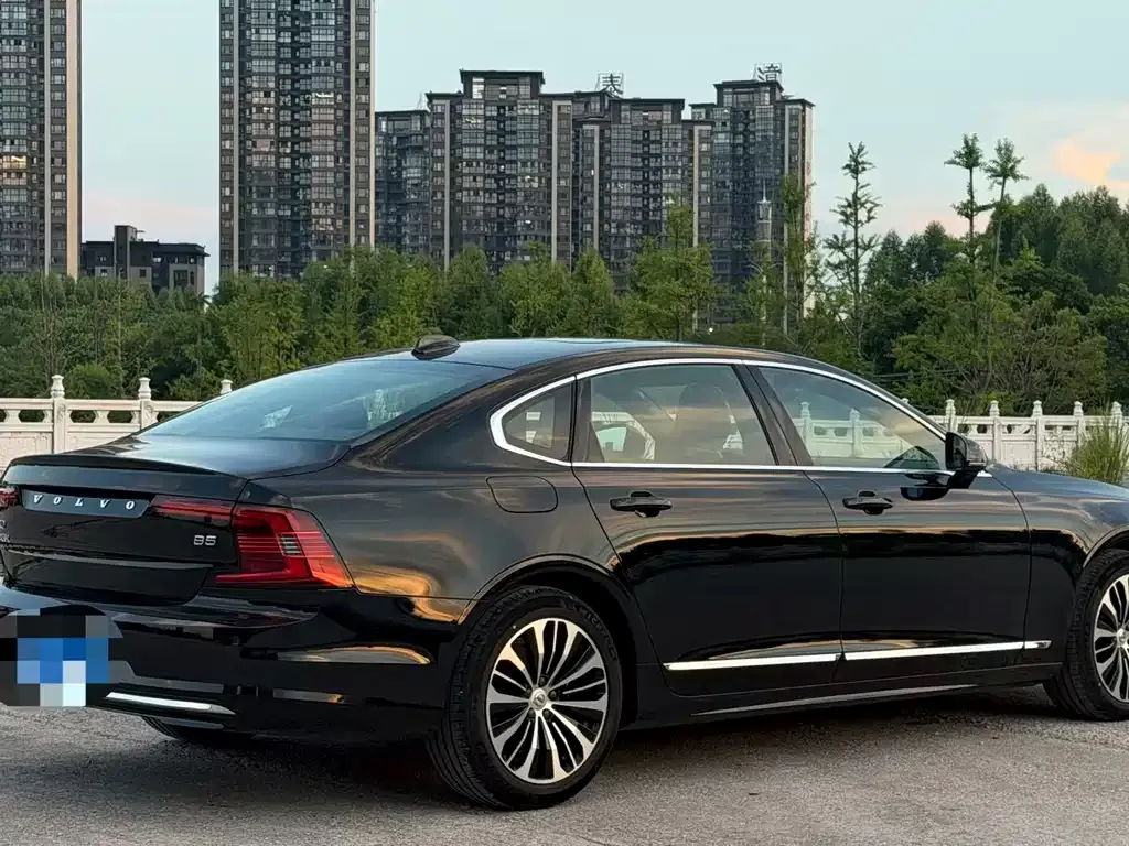 Volvo S90 — фото 2
