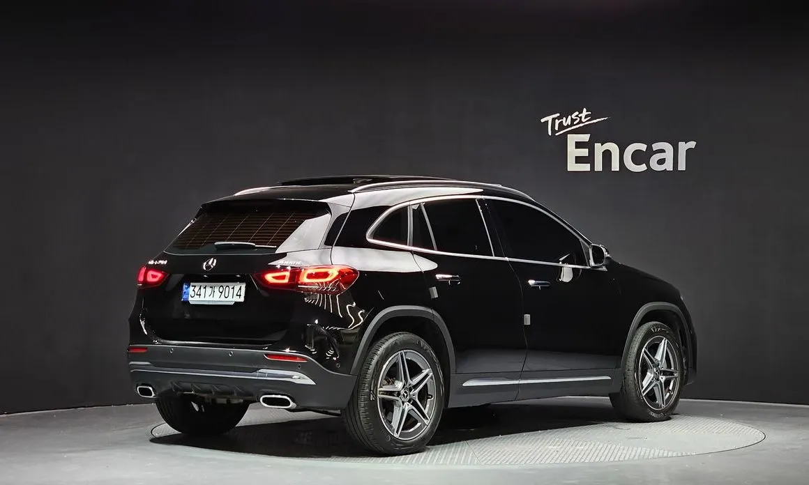 Mercedes-Benz GLA-Class — фото 6