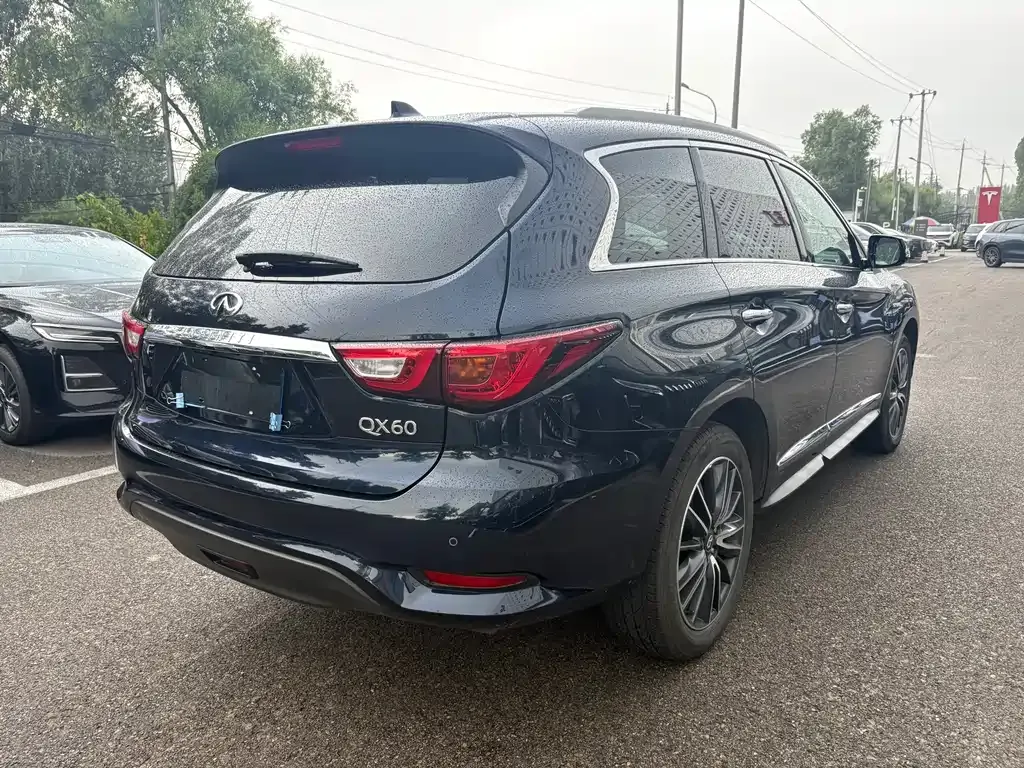 Infiniti QX60 (Import) — фото 8