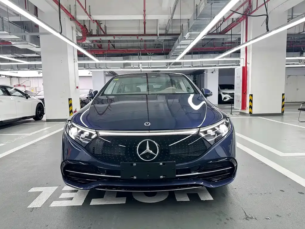 Mercedes-Benz EQS — фото 3