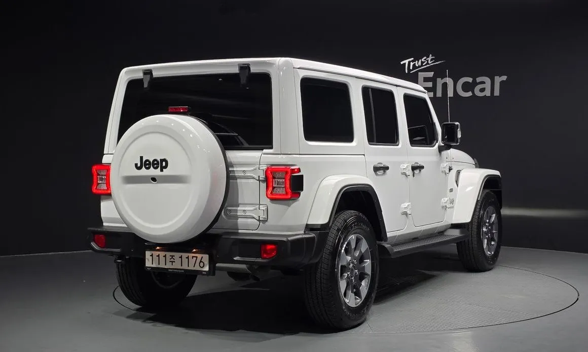 Jeep Wrangler — фото 4
