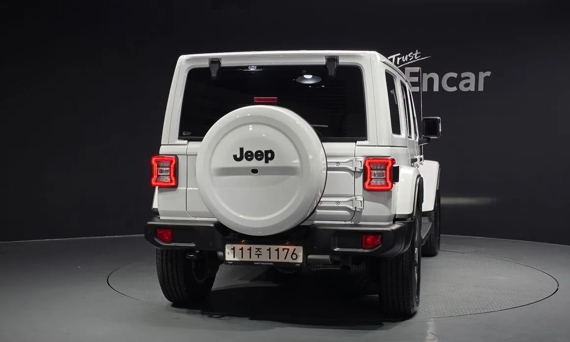 Jeep Wrangler — фото 2