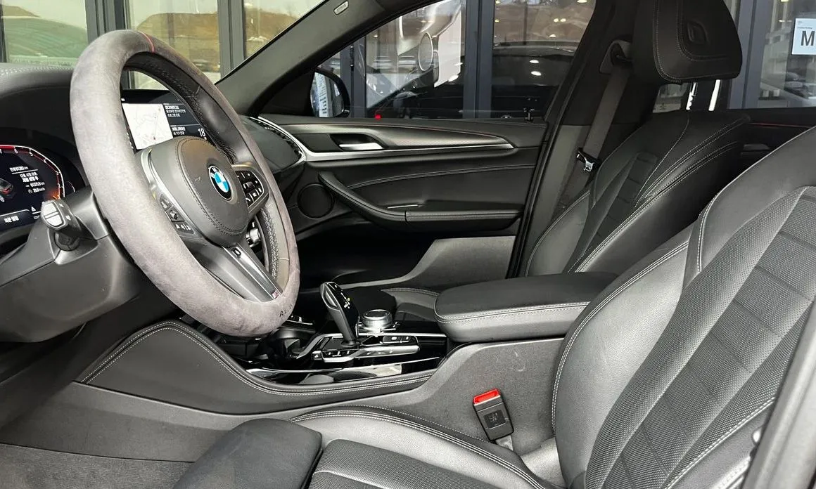 BMW X4 — фото 9