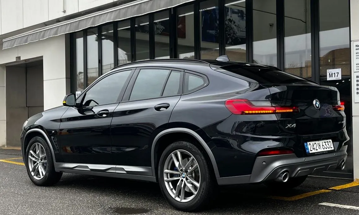 BMW X4 — фото 4
