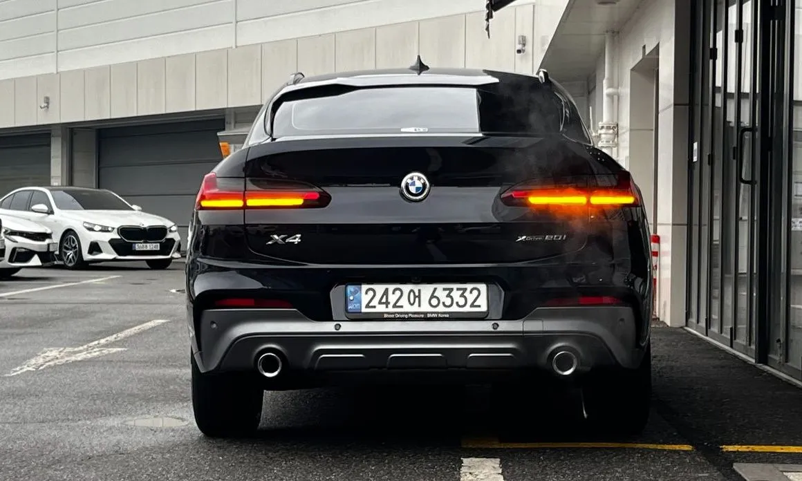 BMW X4 — фото 7