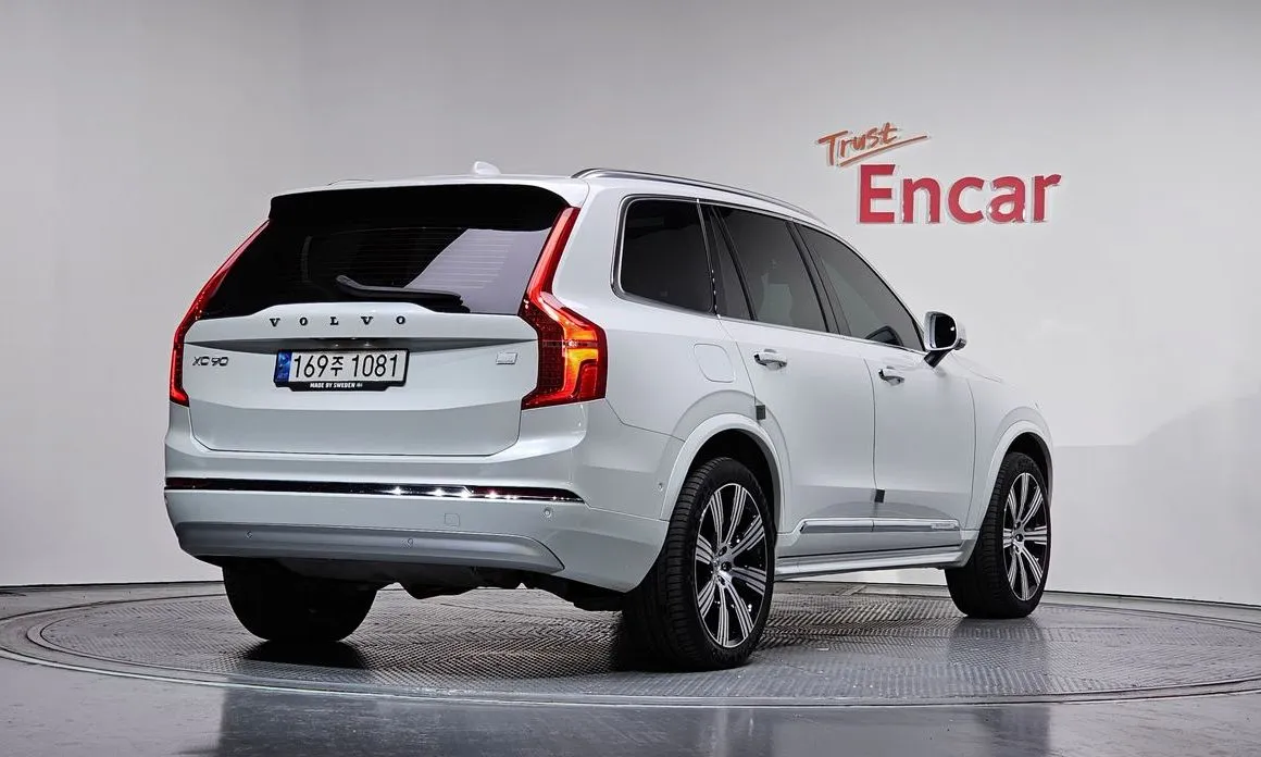 Volvo XC90 — фото 6