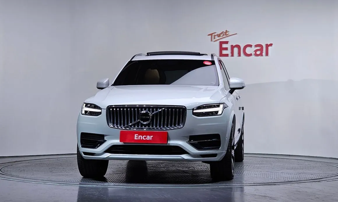Volvo XC90 — фото 10