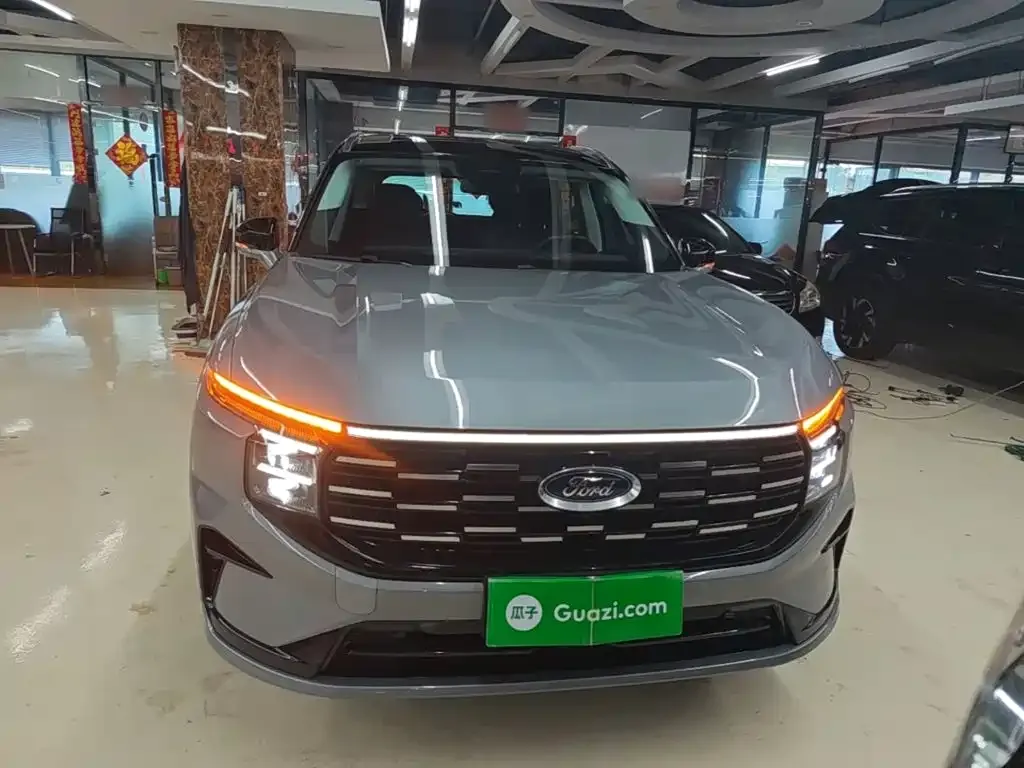 Ford Edge — фото 3