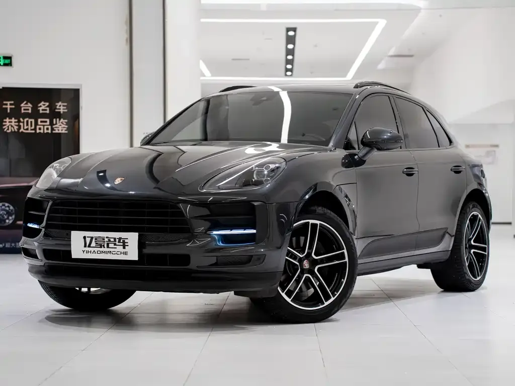 Porsche Macan — фото 1