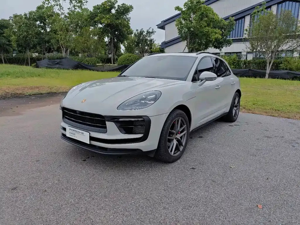 Porsche Macan — фото 1