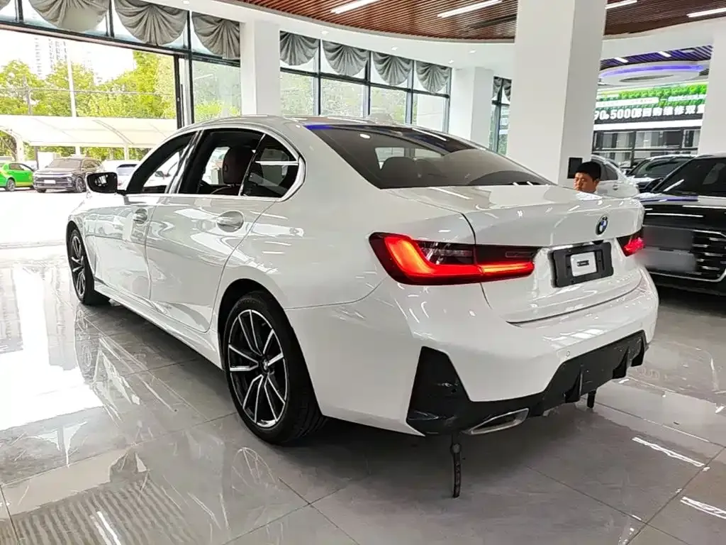 BMW 3 Series — фото 10