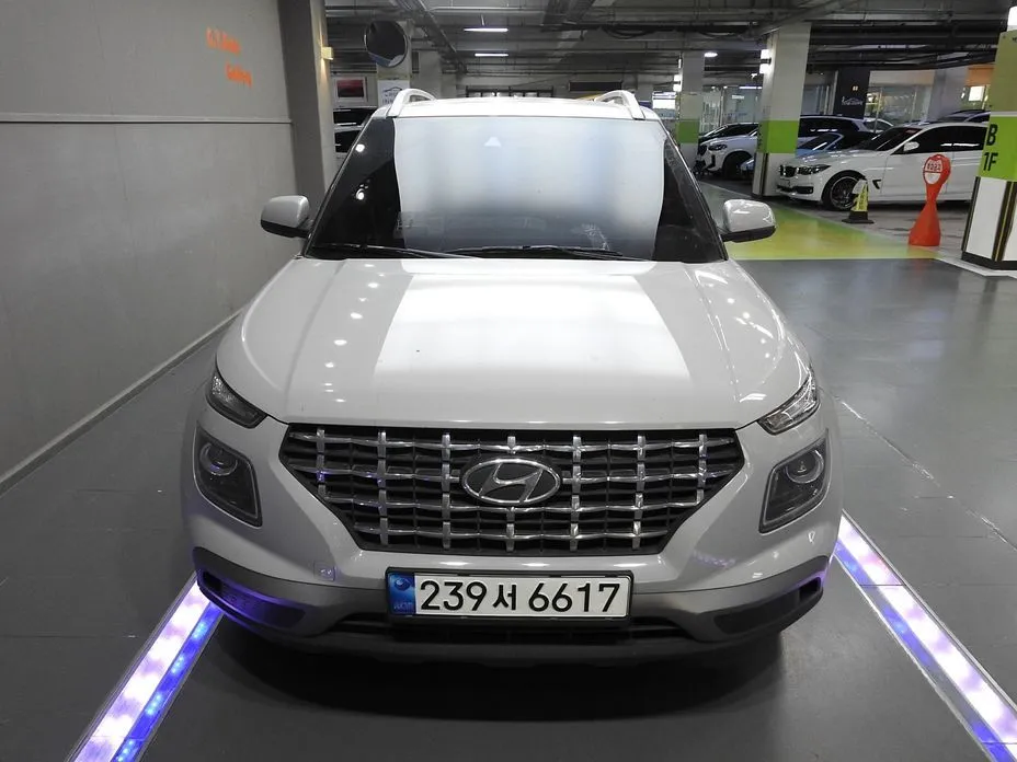 Hyundai Venue — фото 4