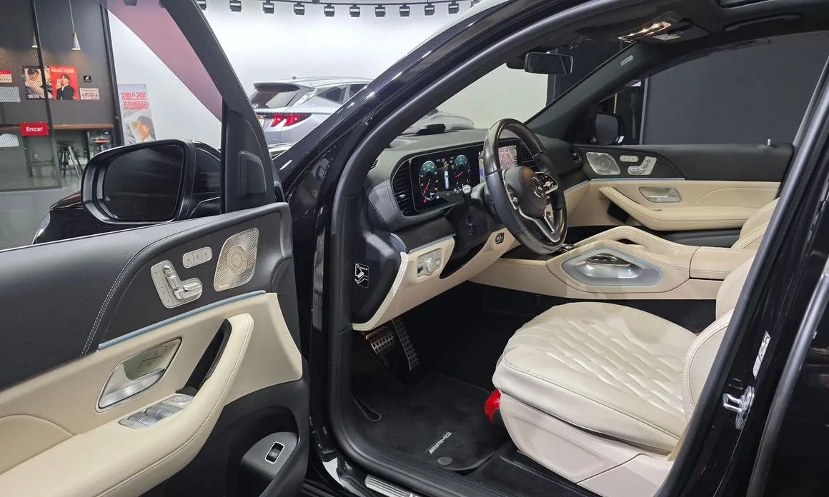 Mercedes-Benz GLS-Class — фото 10