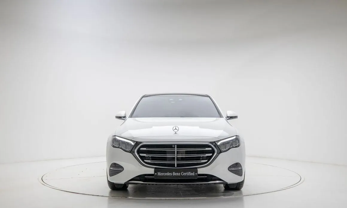 Mercedes-Benz E-Class — фото 3