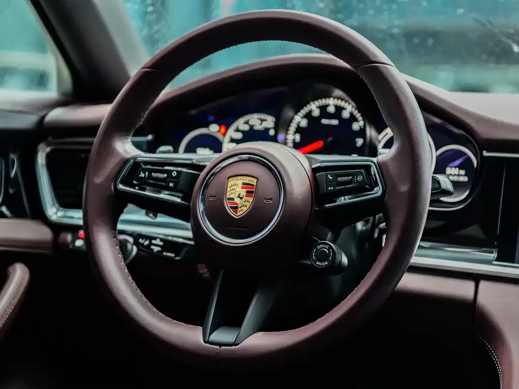 Porsche Panamera — фото 7