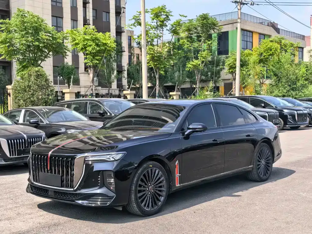 Hongqi H9 — фото 1
