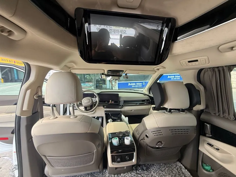 Kia Carnival — фото 10