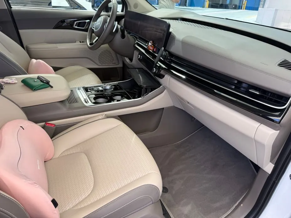 Kia Carnival — фото 2