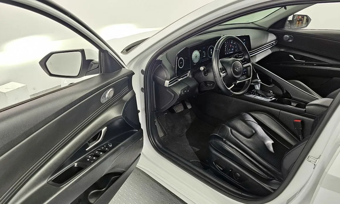 Hyundai AVANTE — фото 6