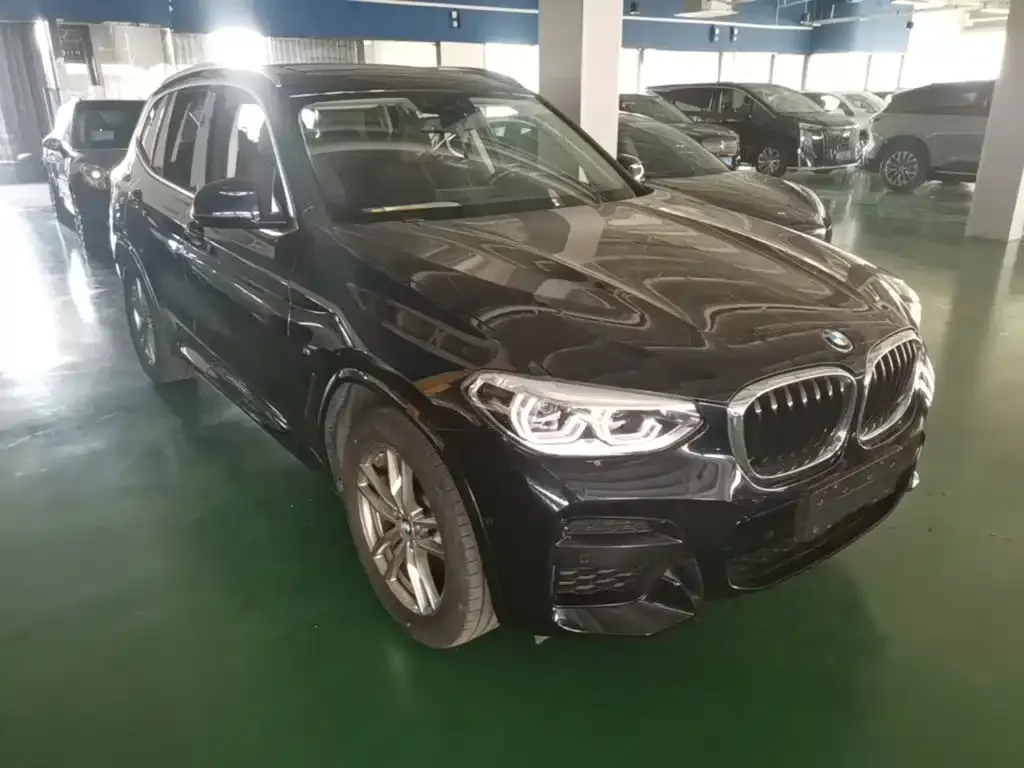 BMW X3 — фото 9