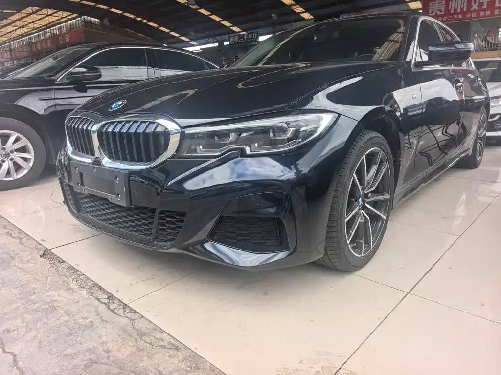 BMW 3 Series — фото 1