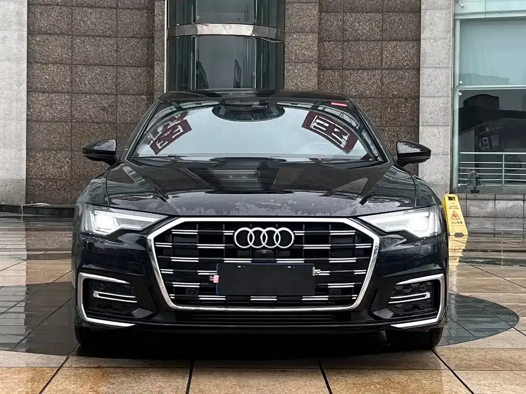Audi A6L — фото 10