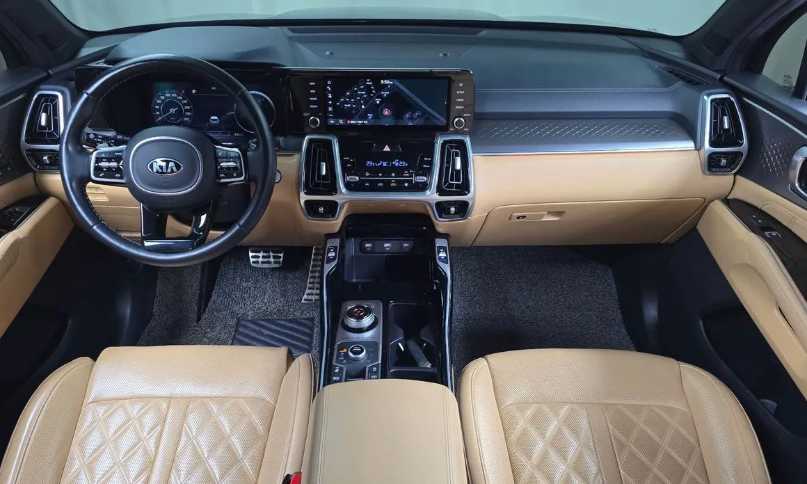 Kia Sorento — фото 10