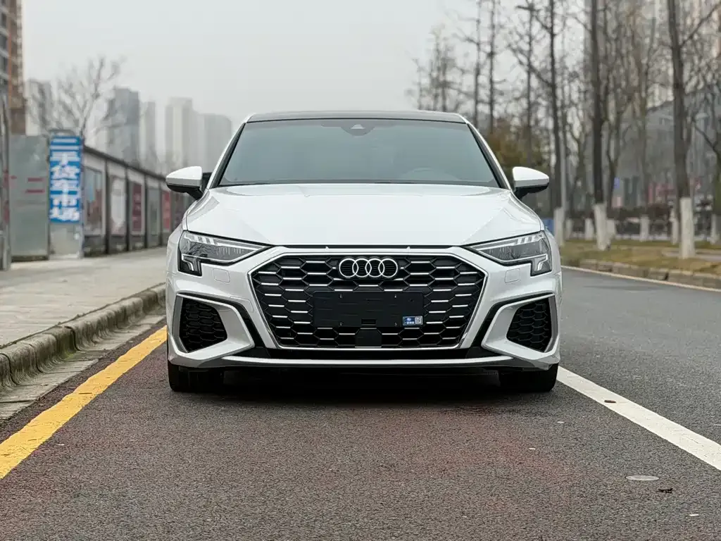 Audi A3 — фото 2