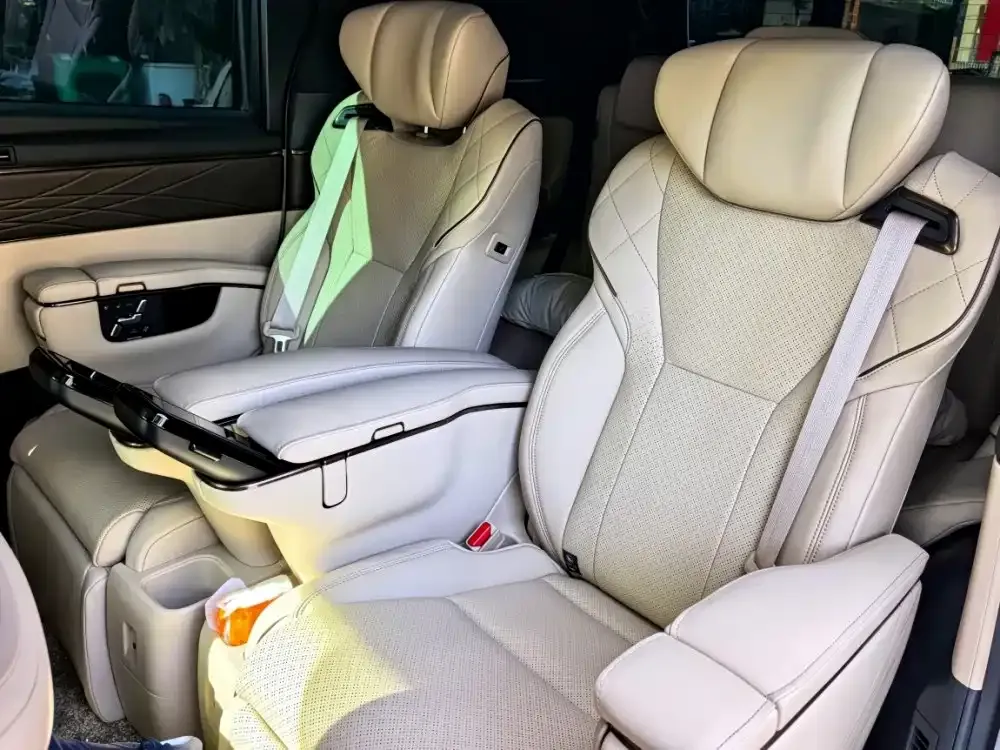 Toyota Vellfire — фото 10