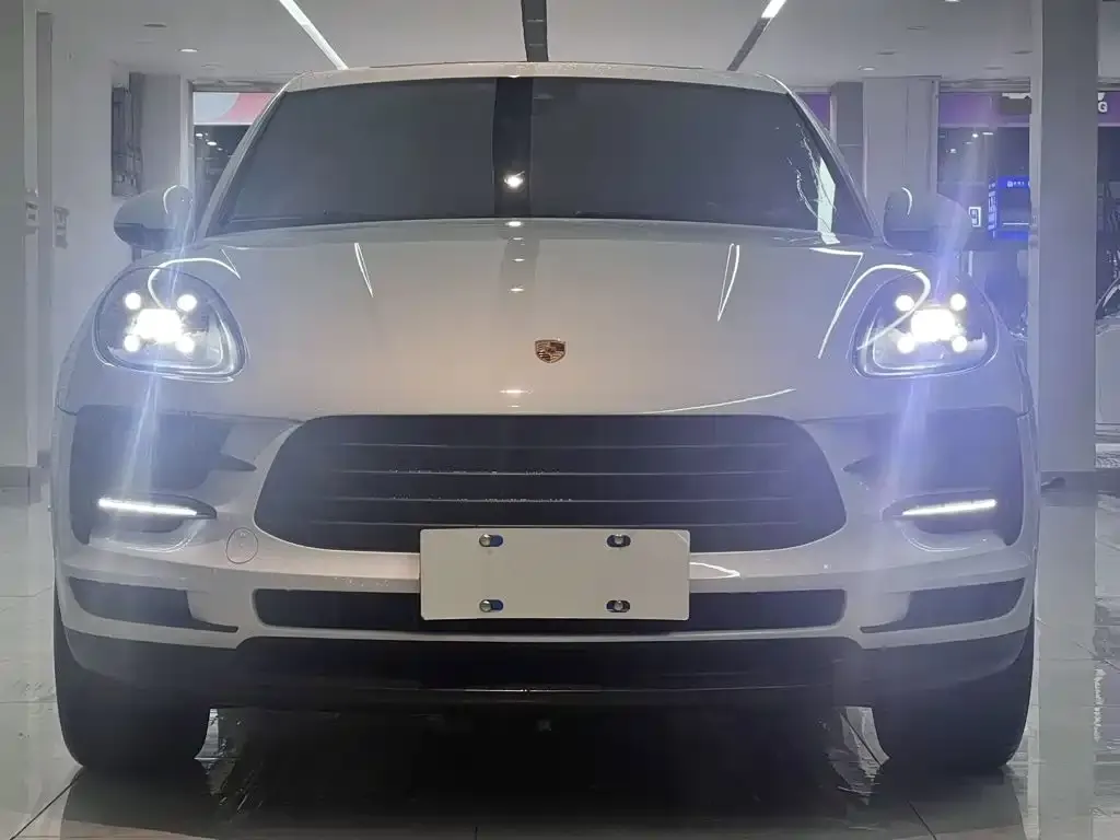 Porsche Macan — фото 10