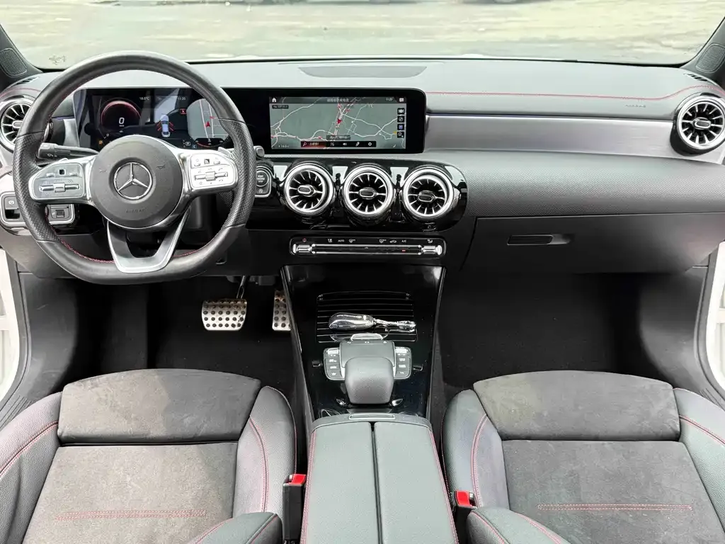 Mercedes-Benz CLA (Import) — фото 8