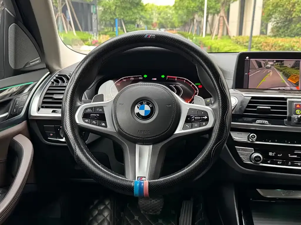 BMW X3 — фото 2
