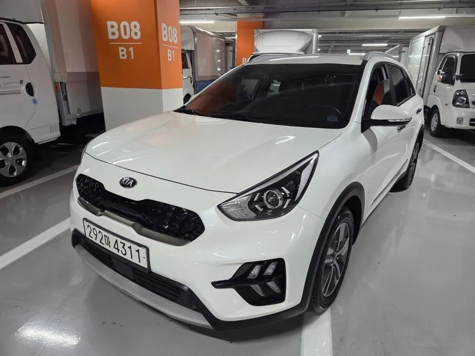 Kia Niro — фото 1