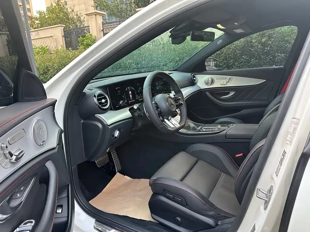Mercedes-Benz E-Class AMG — фото 2