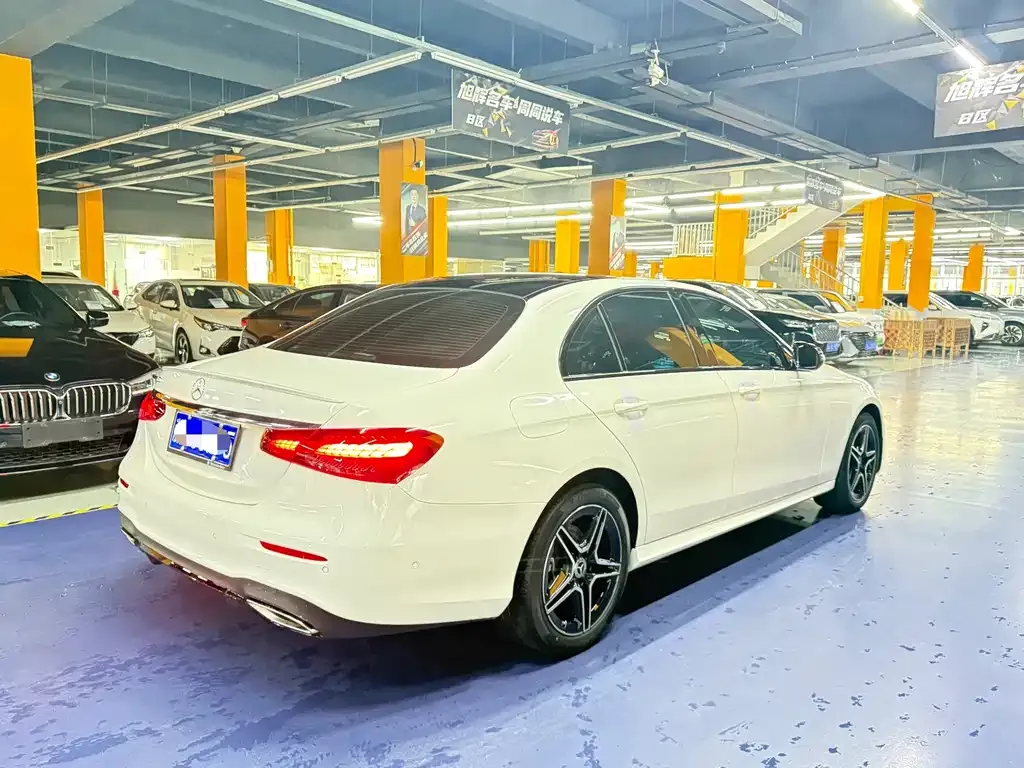 Mercedes-Benz E-Class (Import) — фото 7
