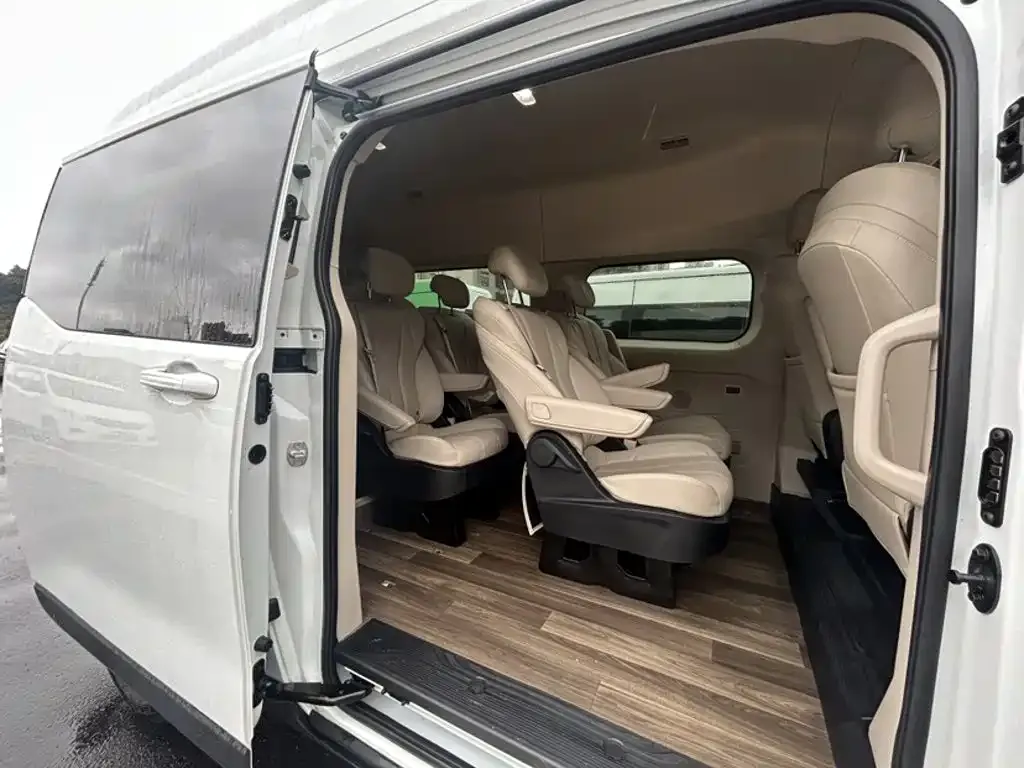 IVECO Juxing — фото 6